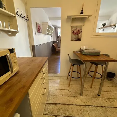 Agapee Apartment *